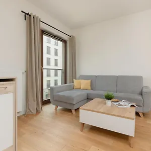 warsaw-apartment-sierakowskiego-by-renters.warsawhotelspoland.com/