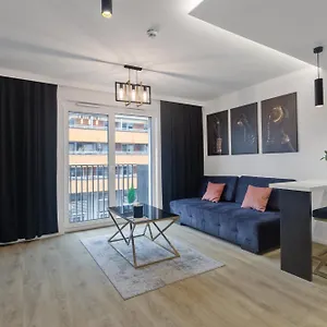  Apartament Park Partynice